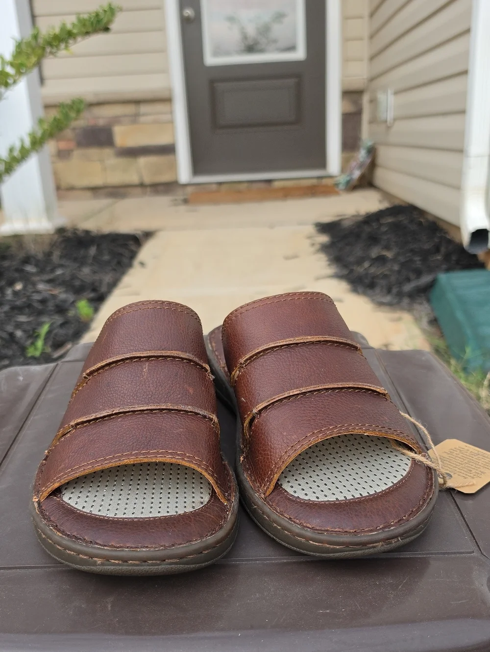 Born Men's Weiser Sandals Cymbal Size 9 Leather NWT